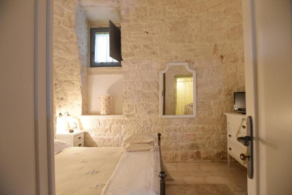 Trulli Occhi Di Pietra 48/49