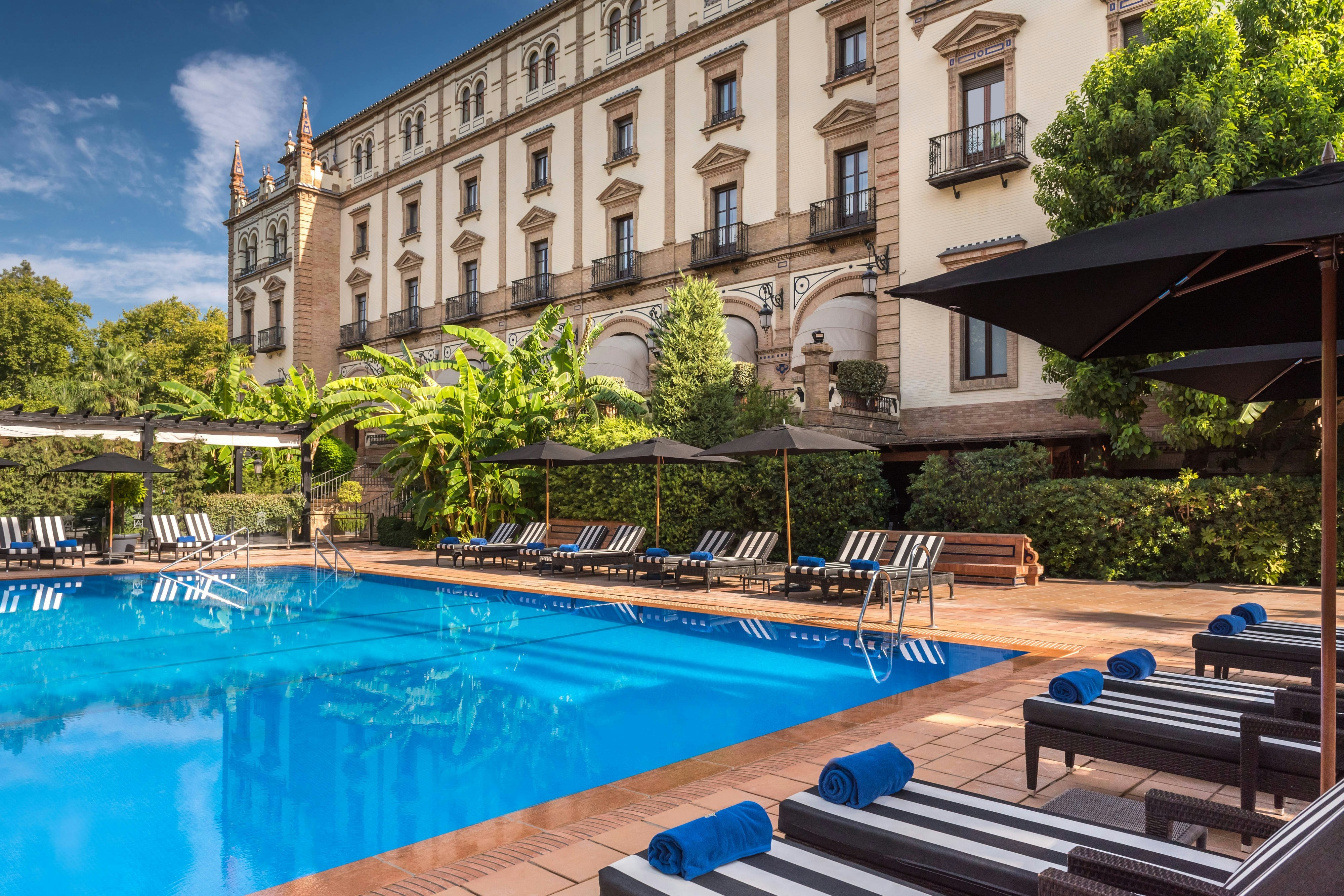 Hotel Alfonso Xiii A Luxury Collection Hotel Seville 65/67