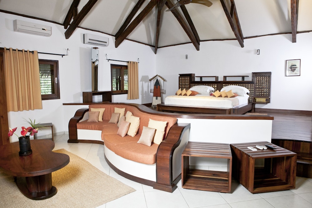 Ravintsara Wellness Hotel 60/72