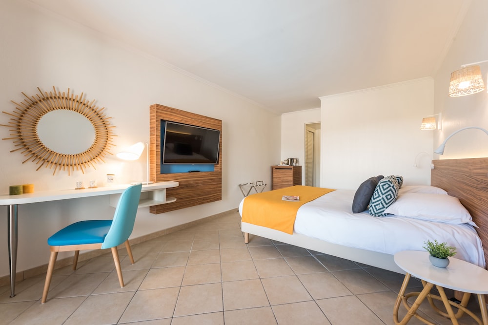 Room, Double Bed, Balcony or Terrace
