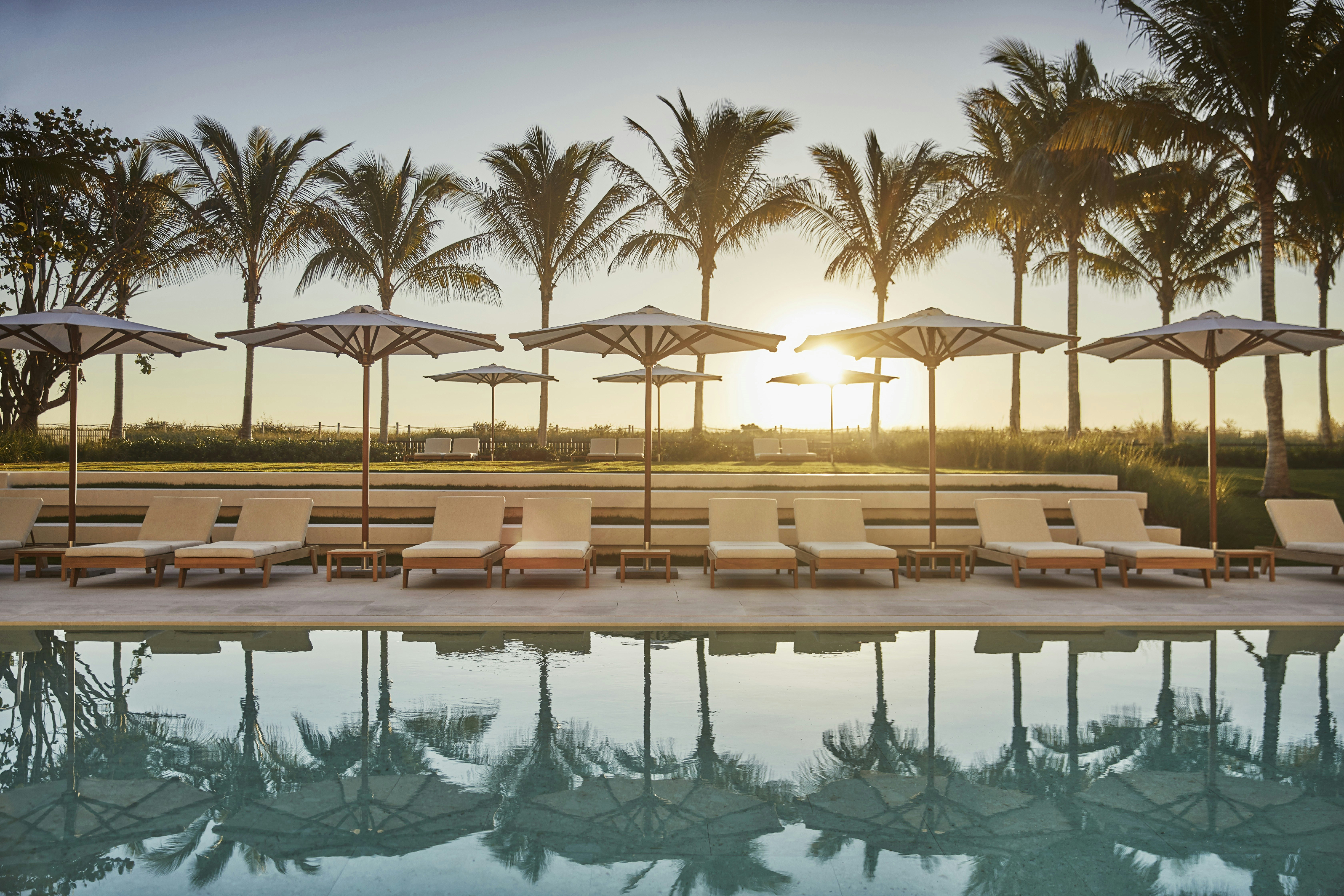 Four Seasons Hotel At The Surf Club 55/56