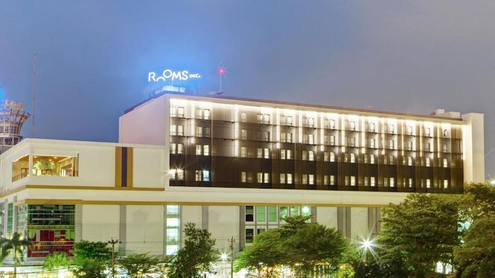 Rooms Inc Hotel Pemuda in SEMARANG