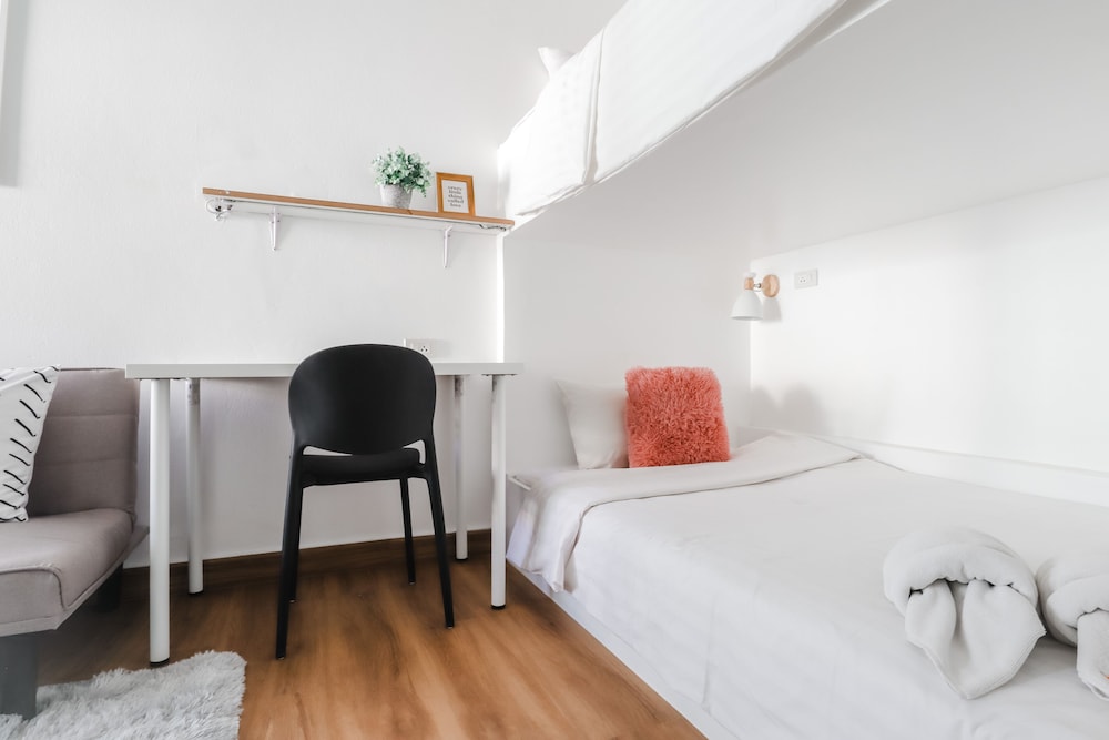 Business, Twin Beds, Bunk Bed, Garden View