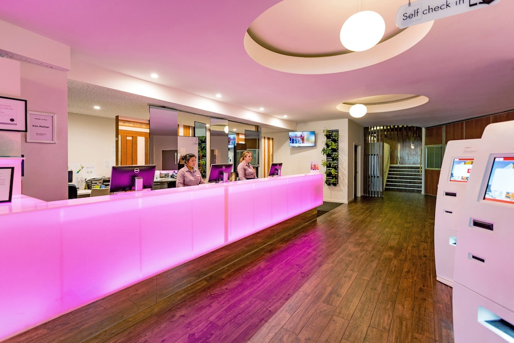 Breakfree On Cashel 9/77