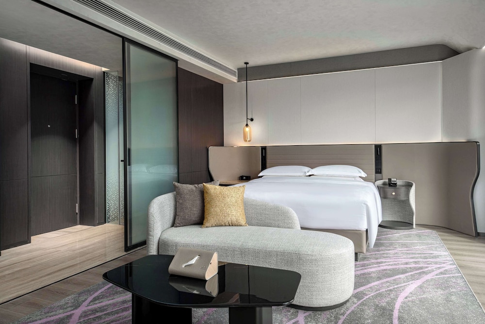 Days Hotel by Wyndham Renhuai Canglong 18/31