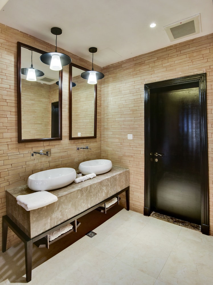 منتجع بريرا(Braira Al Azizya Hotel Resort) 33/89
