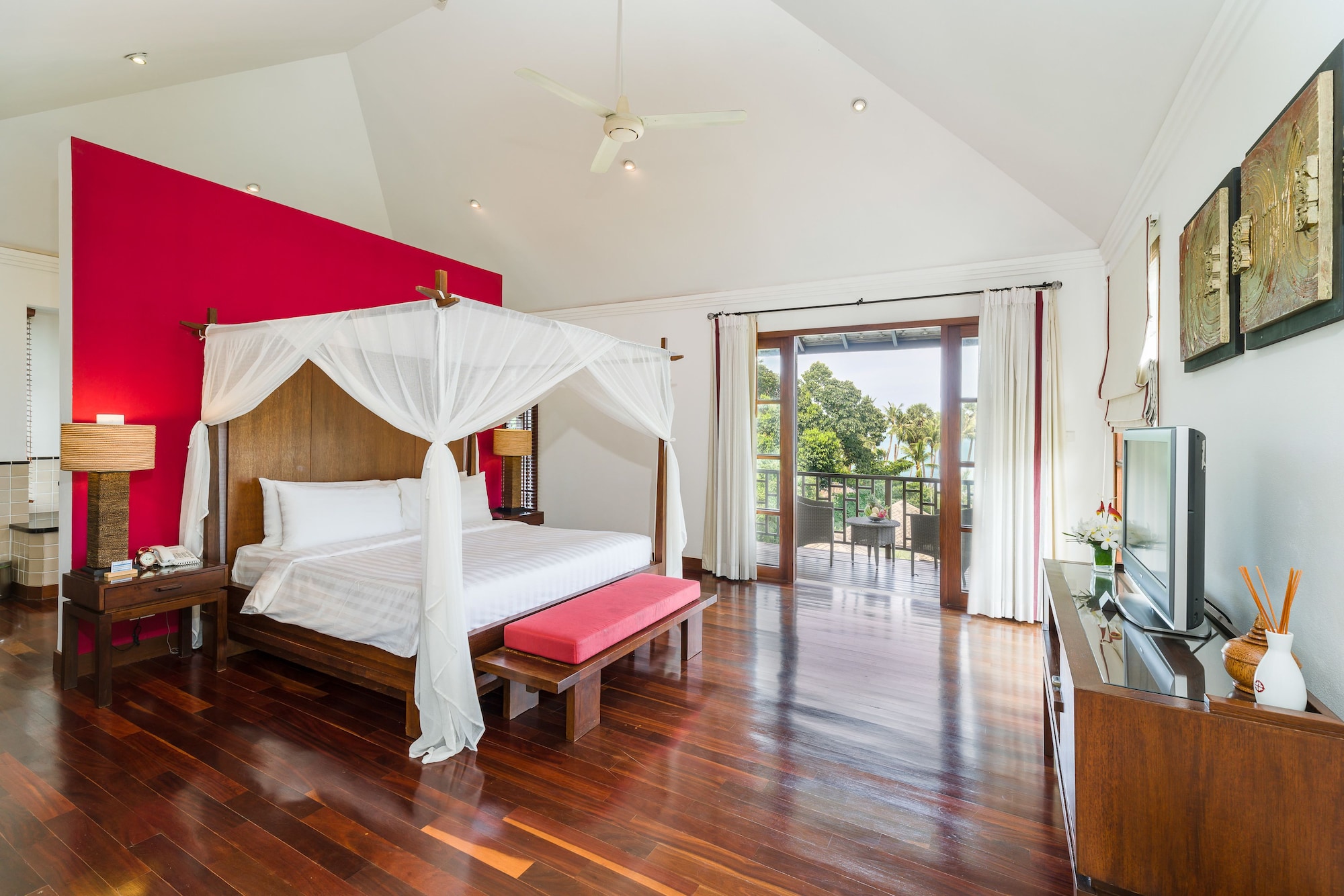1 Bedroom, Pool, Villa, King Bed, Balcony