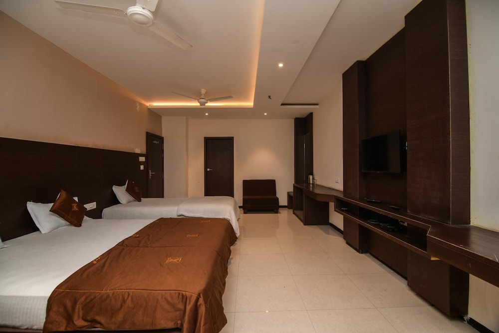 Hotel Shreeram 13/37