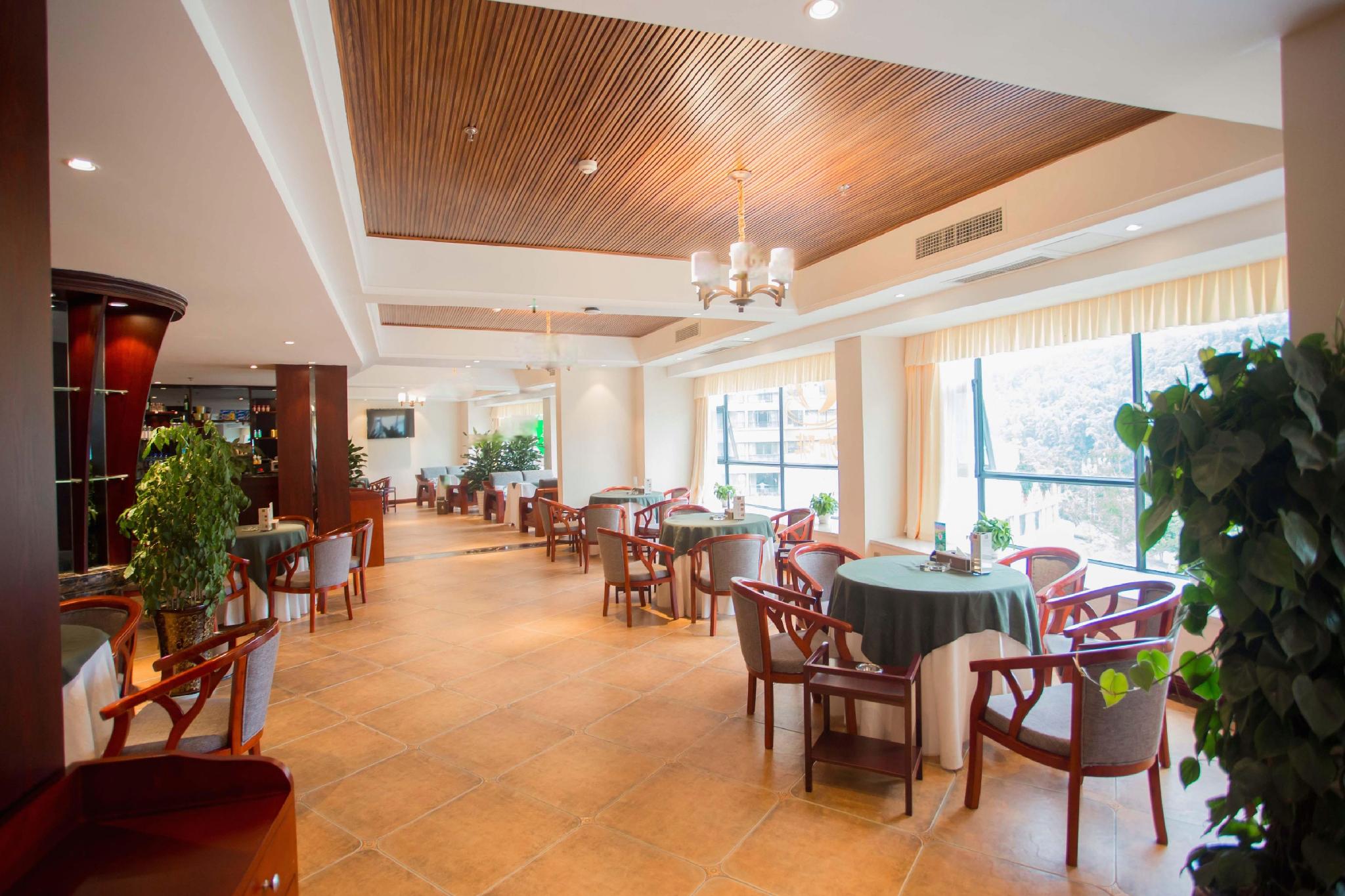 Yuhe Hotel 20/29