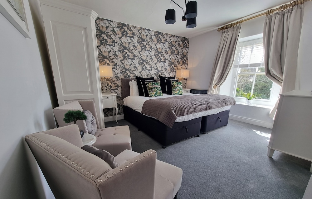 Mount Pleasant Hotel 18/50