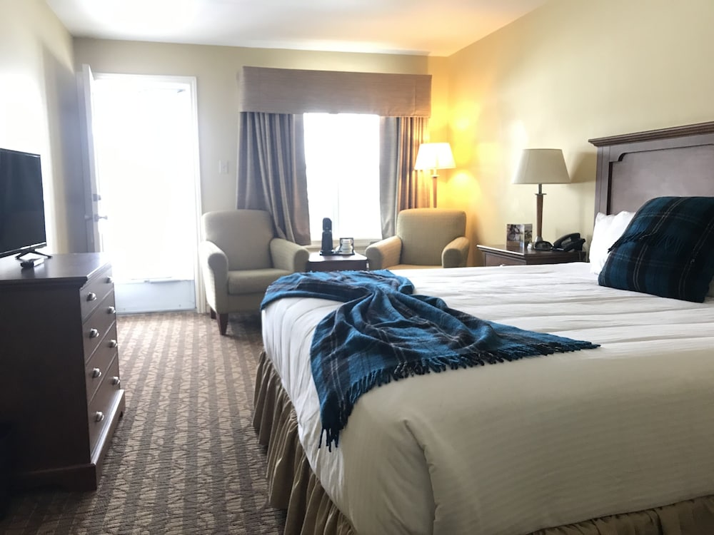 Inverary Resort 12/68