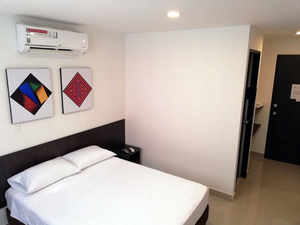 Apartasuites San Marcos 24/68