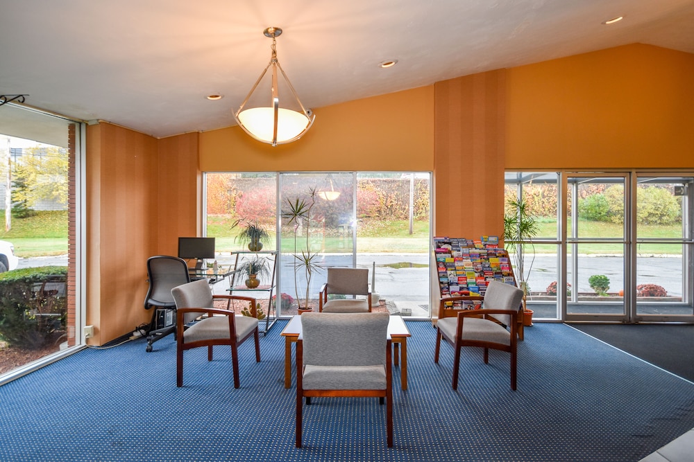 Monticello Inn Framingham 22/27