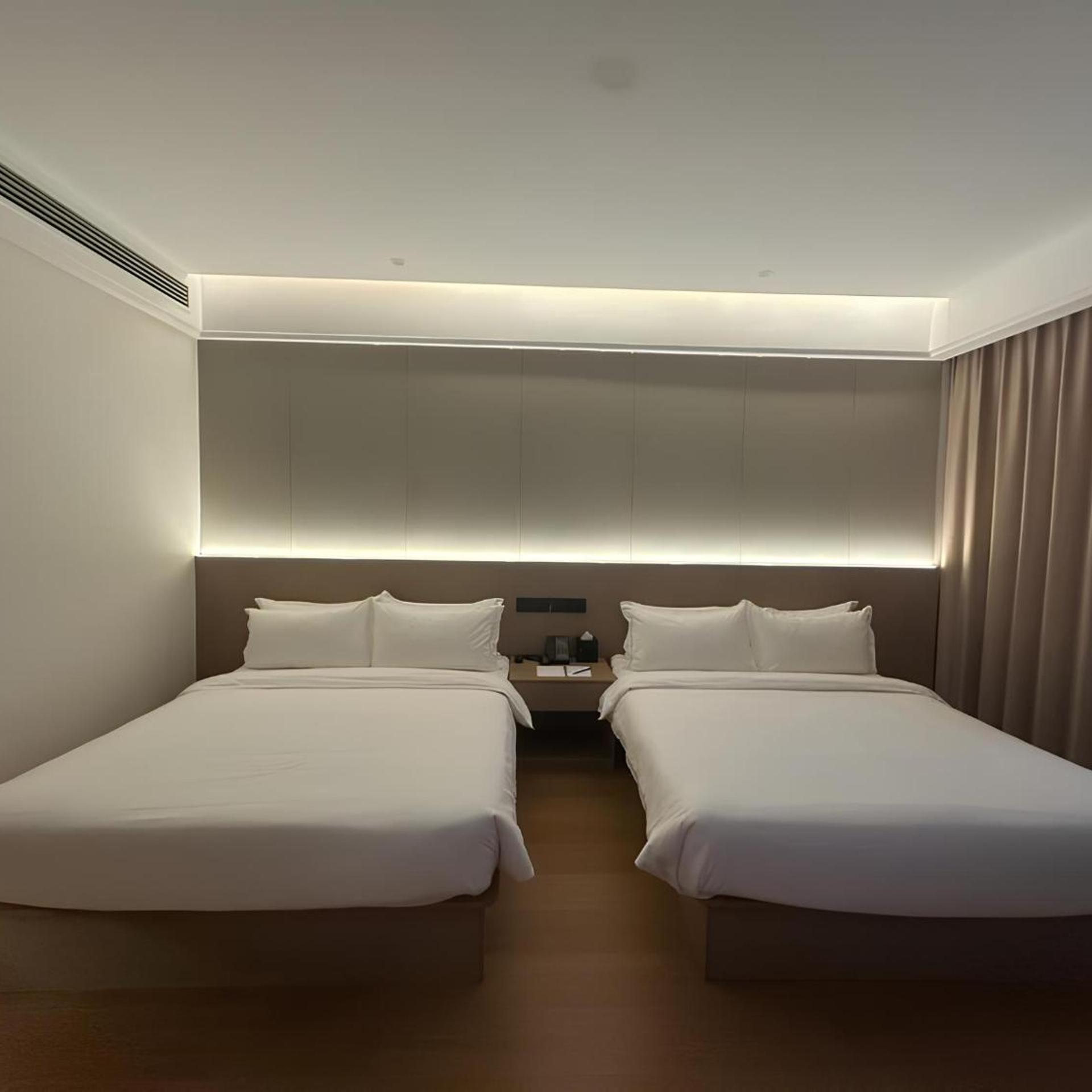The MAJULAN Hotel 23/43