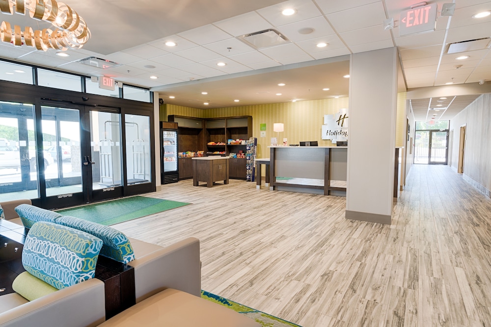 Holiday Inn Knoxville N - Merchant Drive 9/77