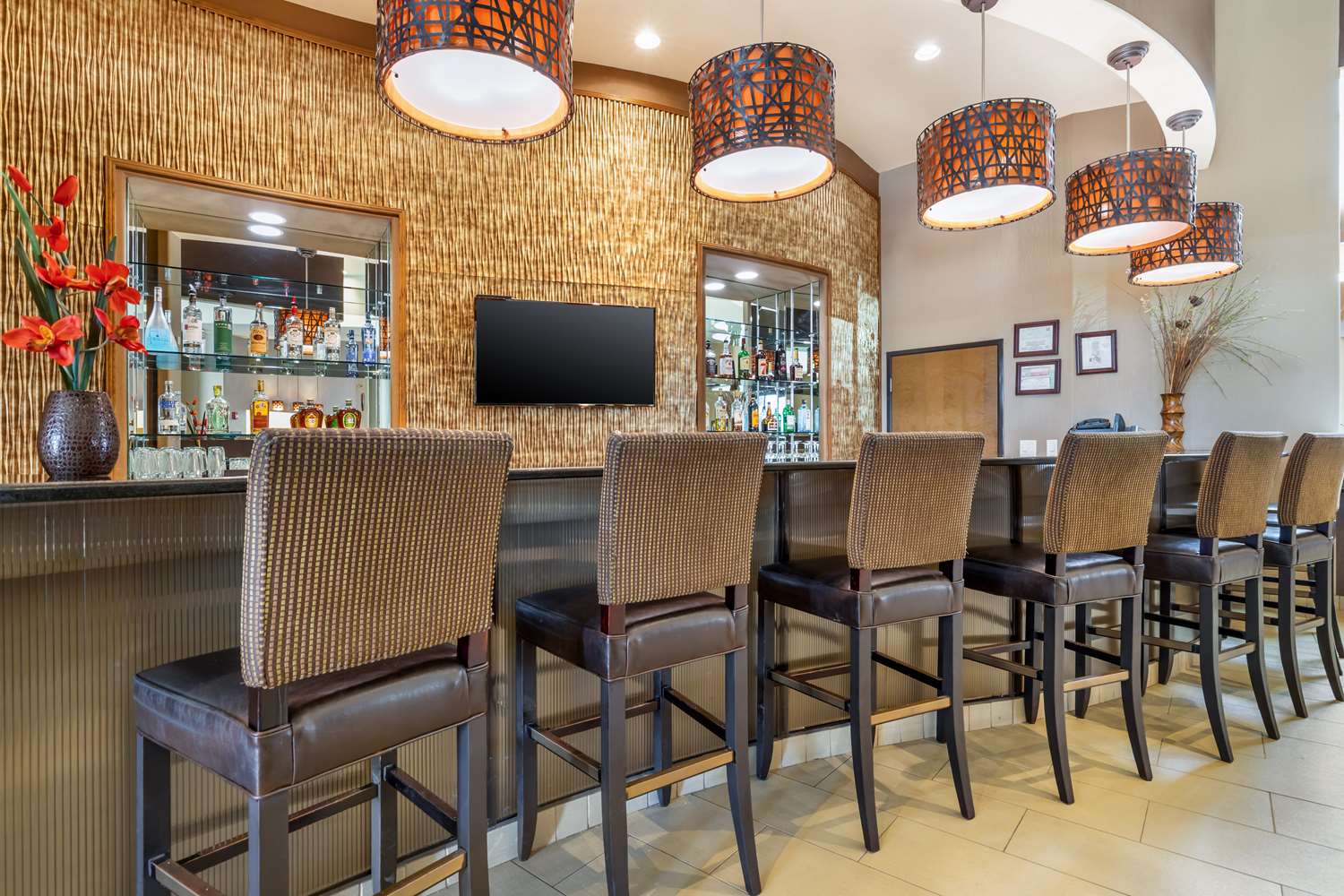 Best Western Plus Lackland Hotel & Suites 25/34