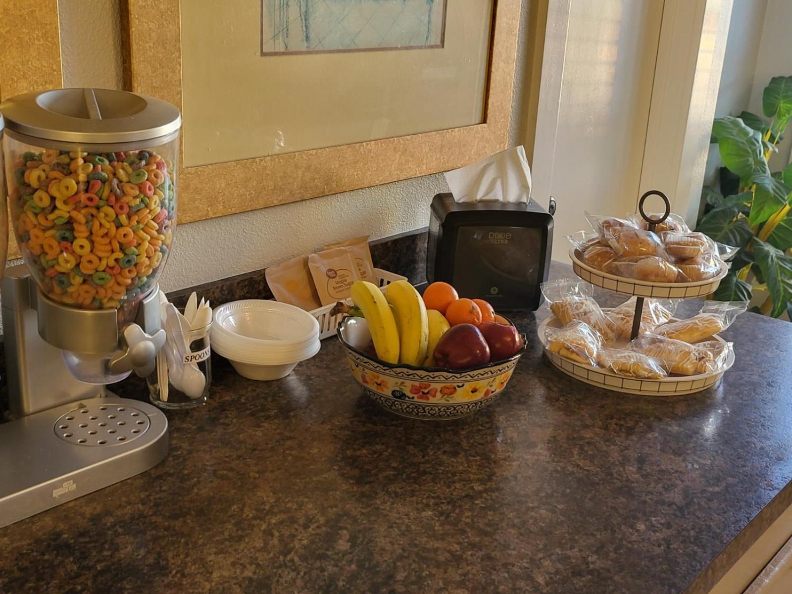 Blue Ribbon Inn and Suites 12/26