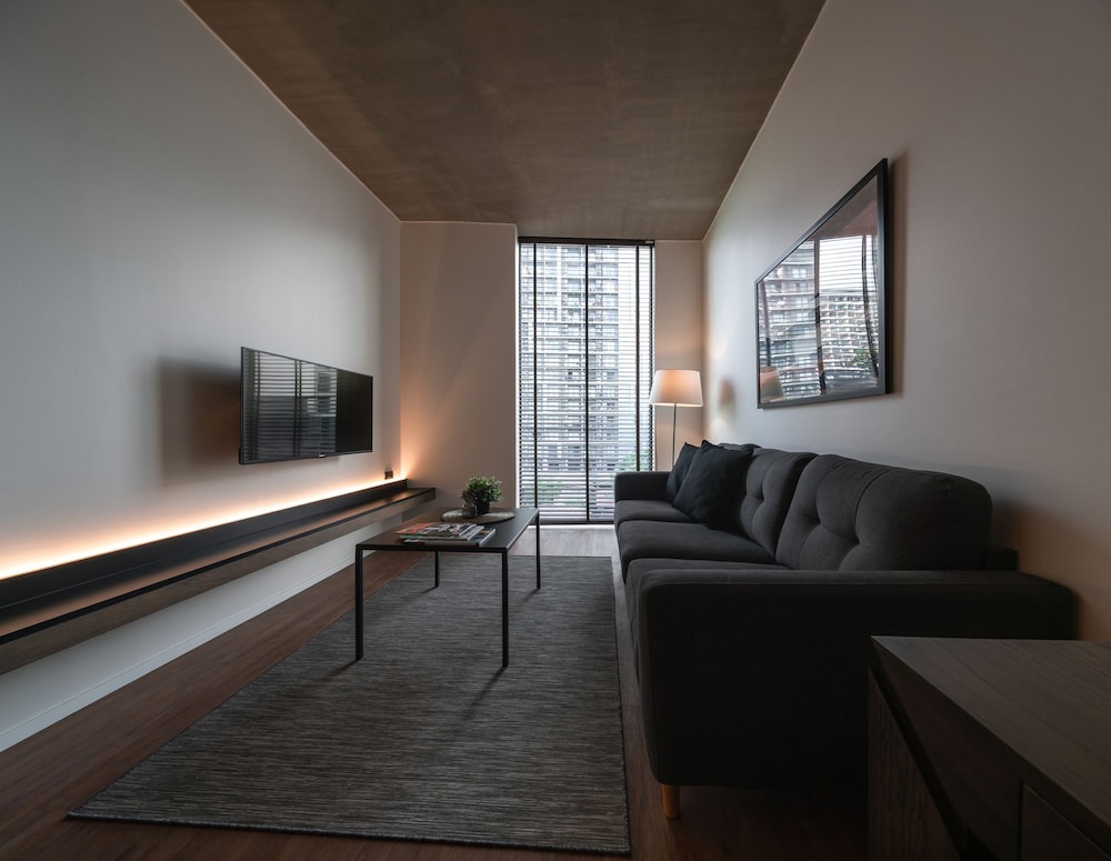 Norma Hotel Sathorn 42/50