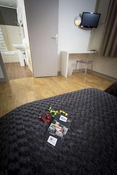 P Tit Dej Hotel Niort 40/58