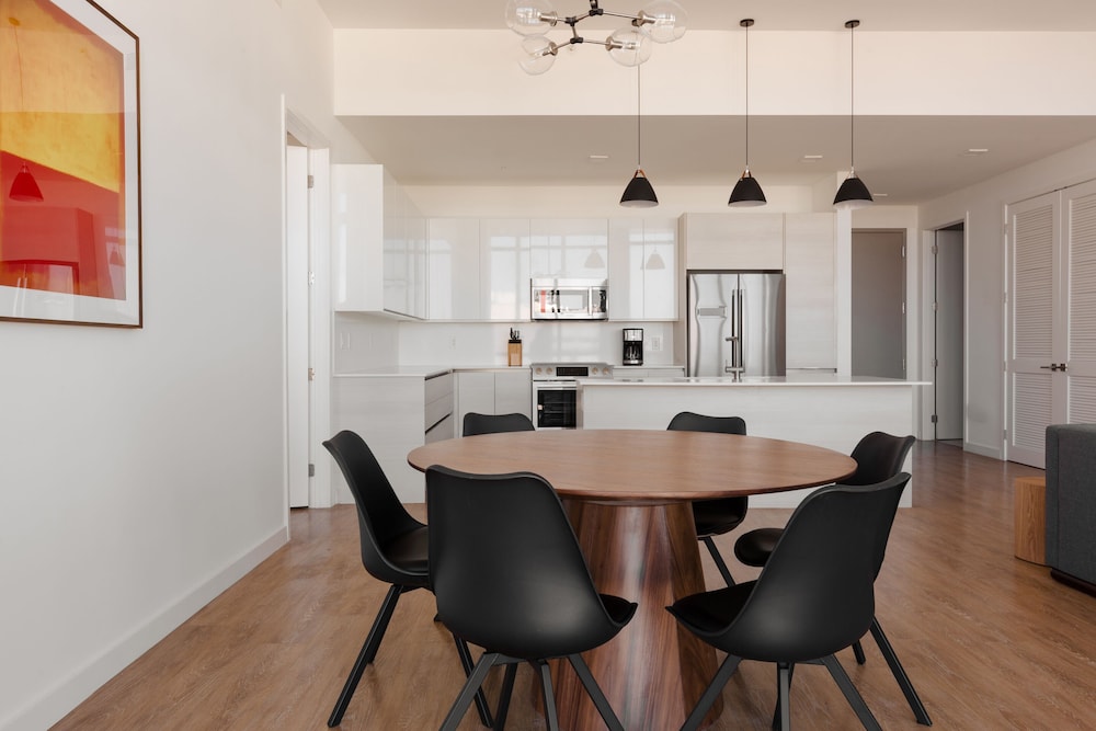 Sonder | 17WEST 64/78