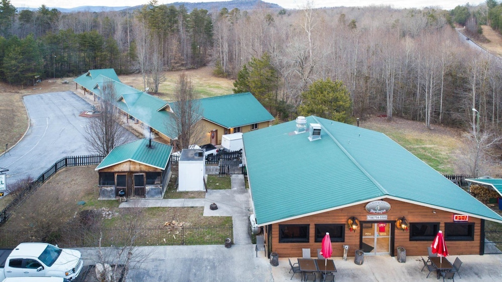 Nacoochee Valley Rentals 35/50