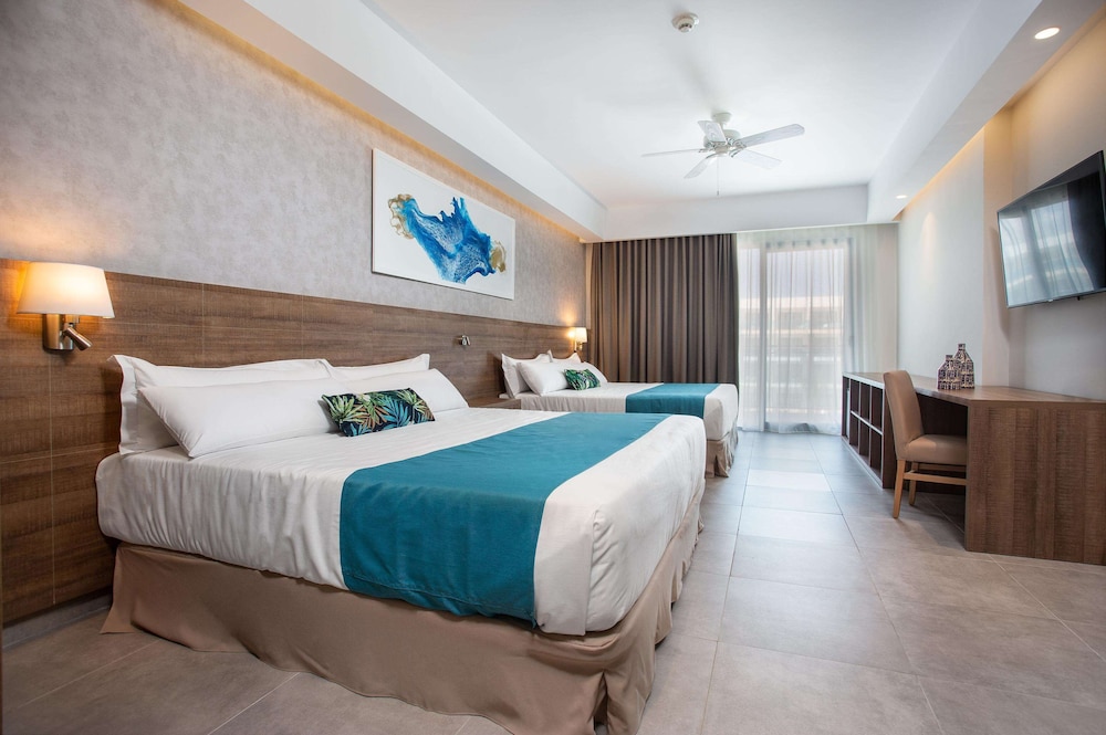 Serenade Punta Cana Beach & Spa Resort 11/50