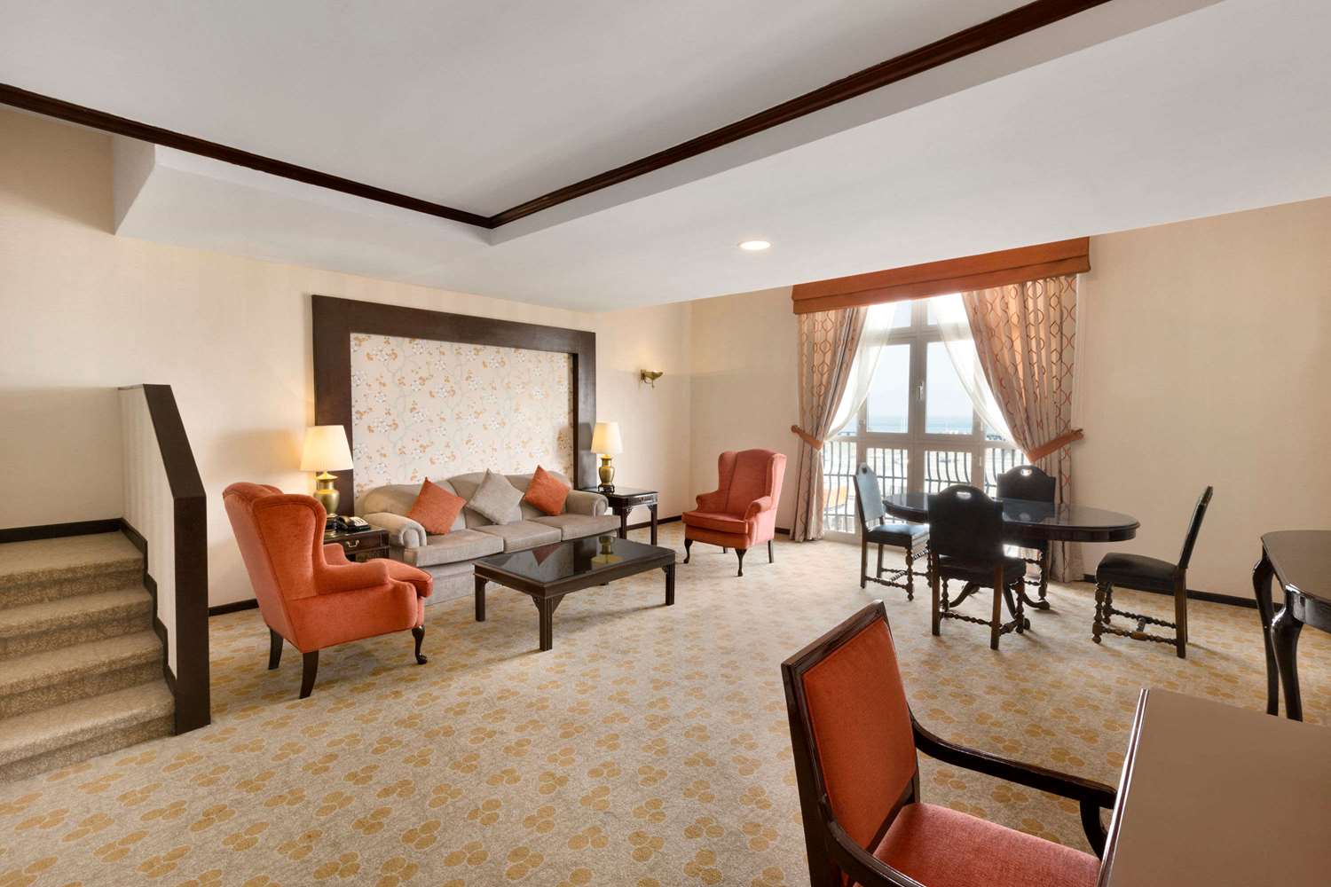 Hawthorn Suites By Wyndham Al Khobar 38/43