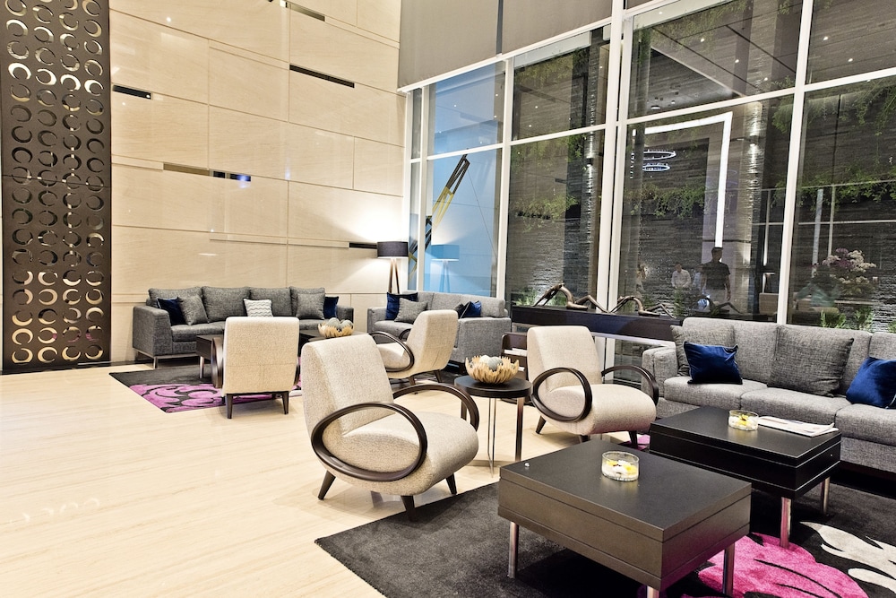 MELIA MAKASSAR 40/73