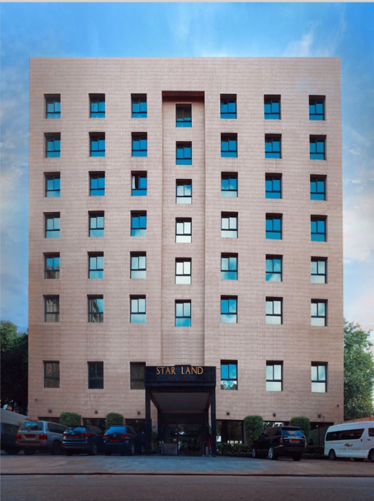 Star Land Hotel 4/60