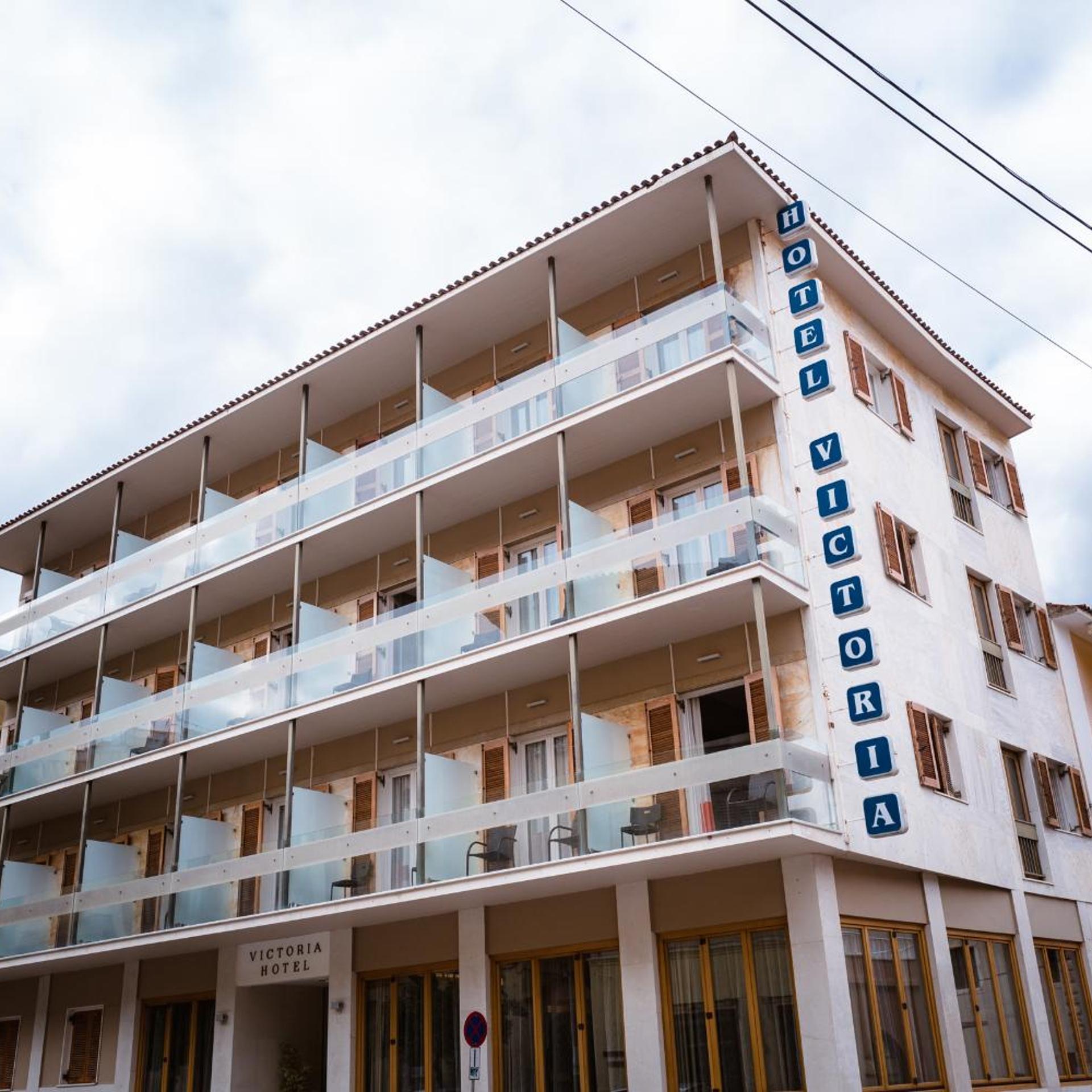 Hotel Victoria 4/64