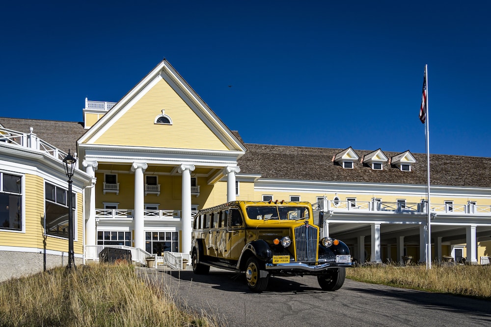 Lake Yellowstone Hotel And Cabins in YELLOWSTONE - WY
