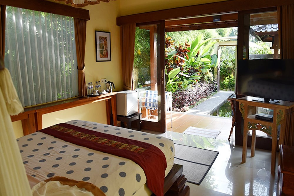 Villa Nirvana 42/81