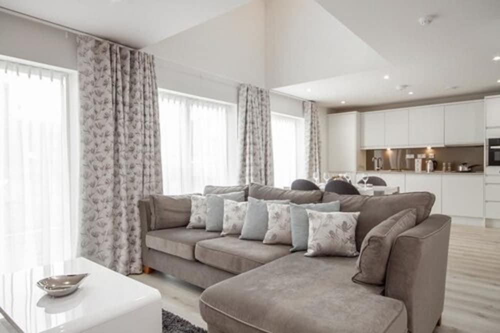 Citystay-Midsummer Mews 14/23
