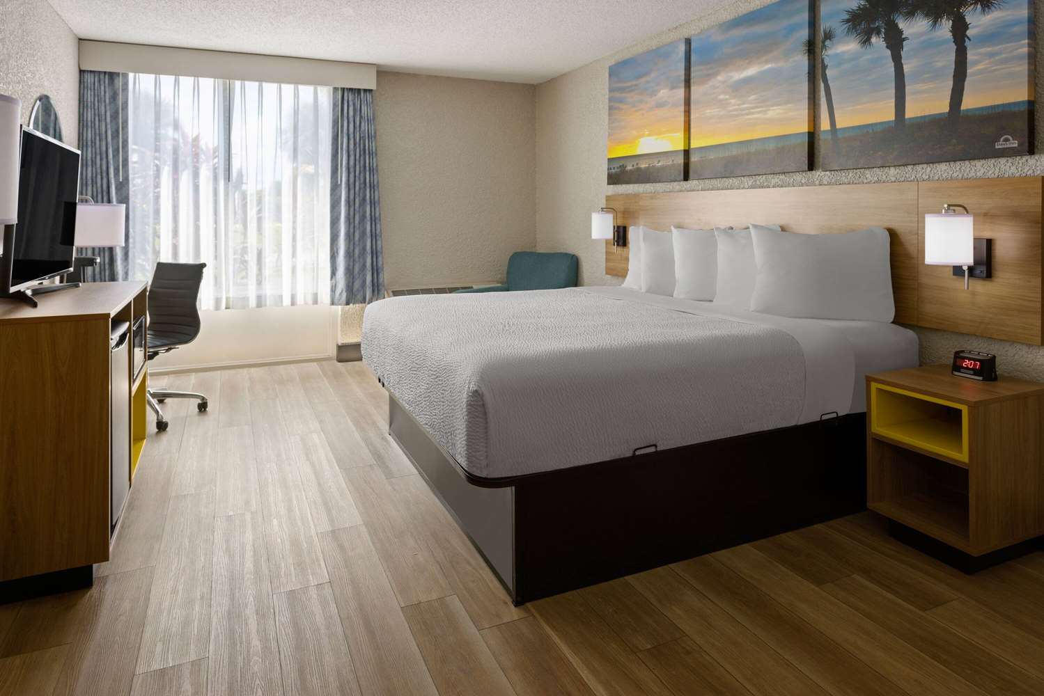 Days Inn by Wyndham Fort Pierce Midtown 17/55