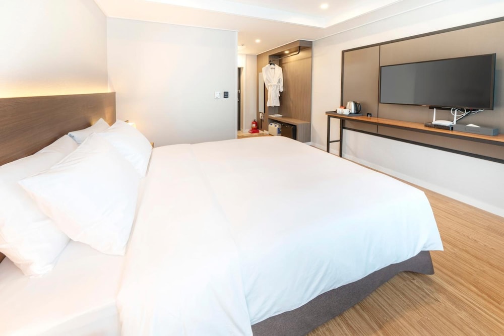 The Mains Hotel 20/42