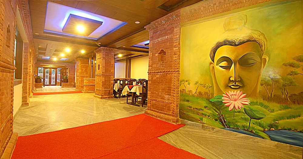 Hotel Buddha 32/56