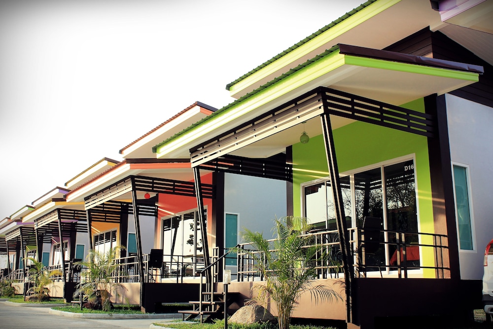D-Sine Resort 2/100