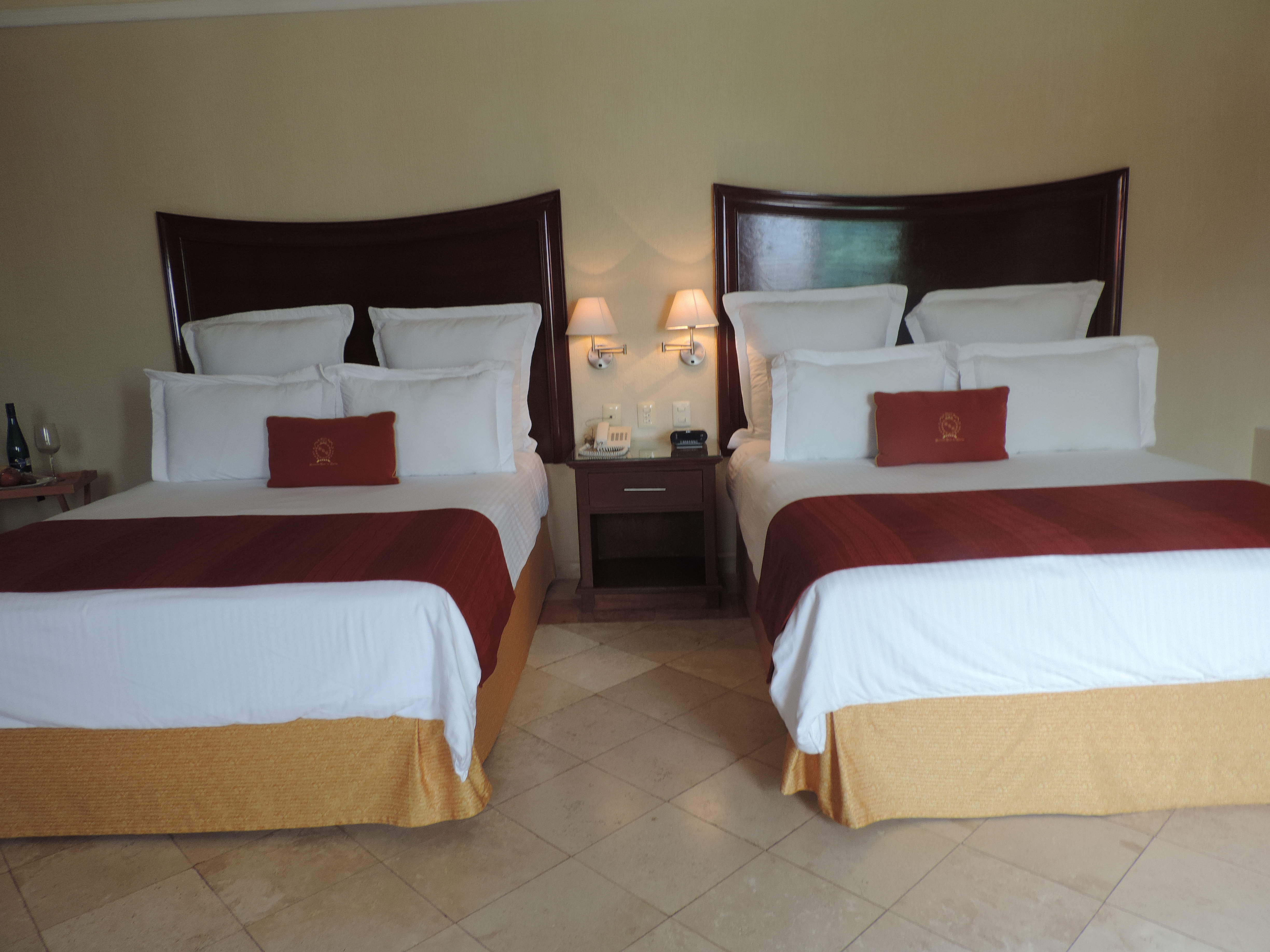 غرفة بسريرين كوين، Hacienda Real del Caribe 2/2