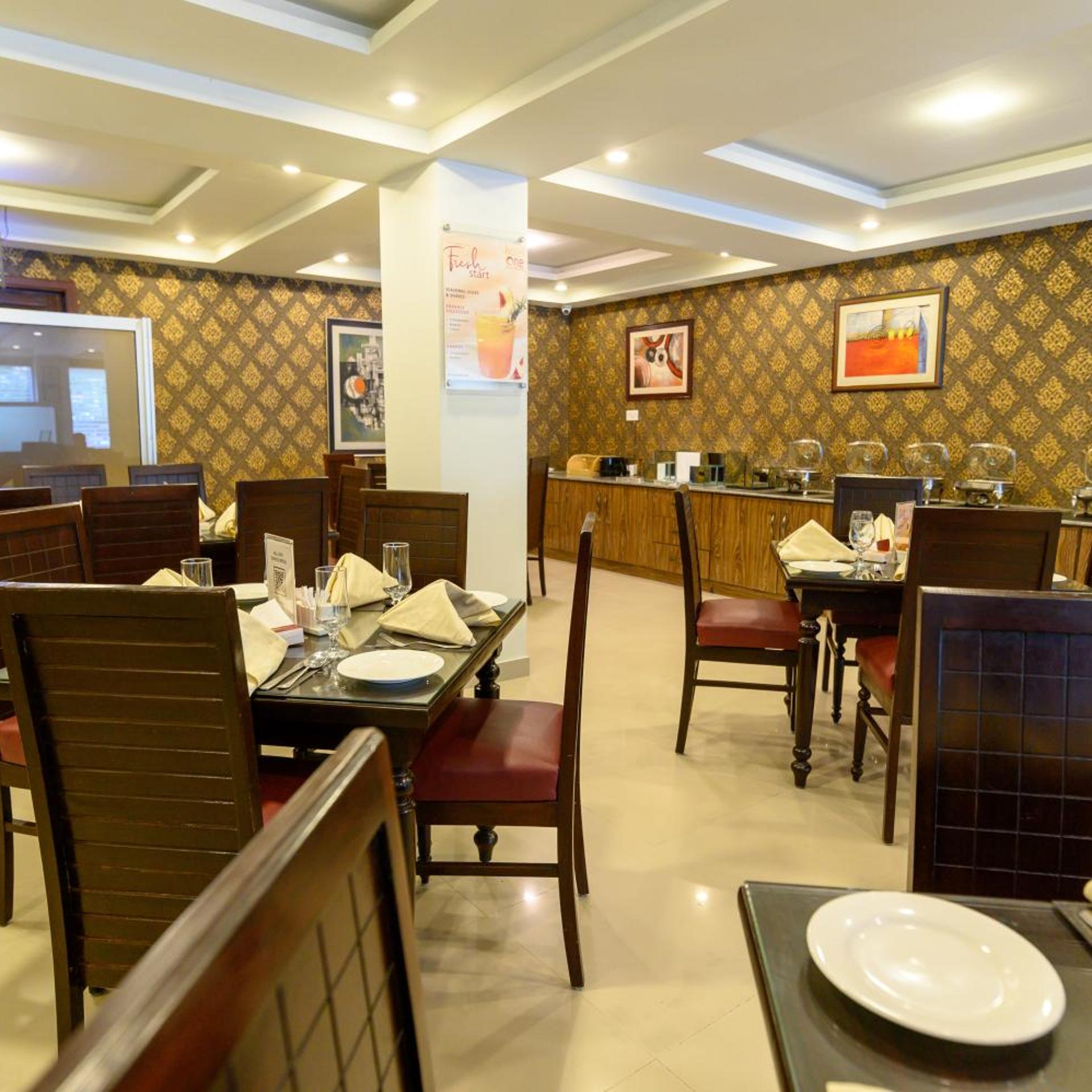 Hotel One Jinnah 34/41