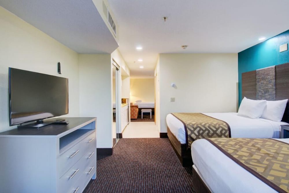Baymont Inn And Suites Kingston Plymouth Bay 13/42