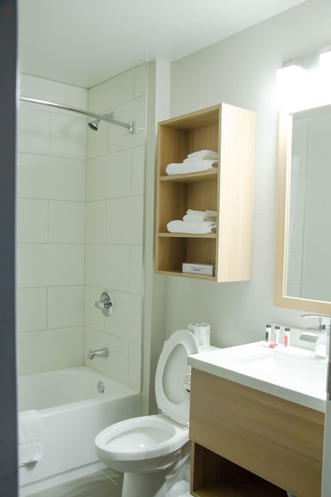 Microtel Inn Suites By Wyndham Camp Lejeune Jacksonville 4/16