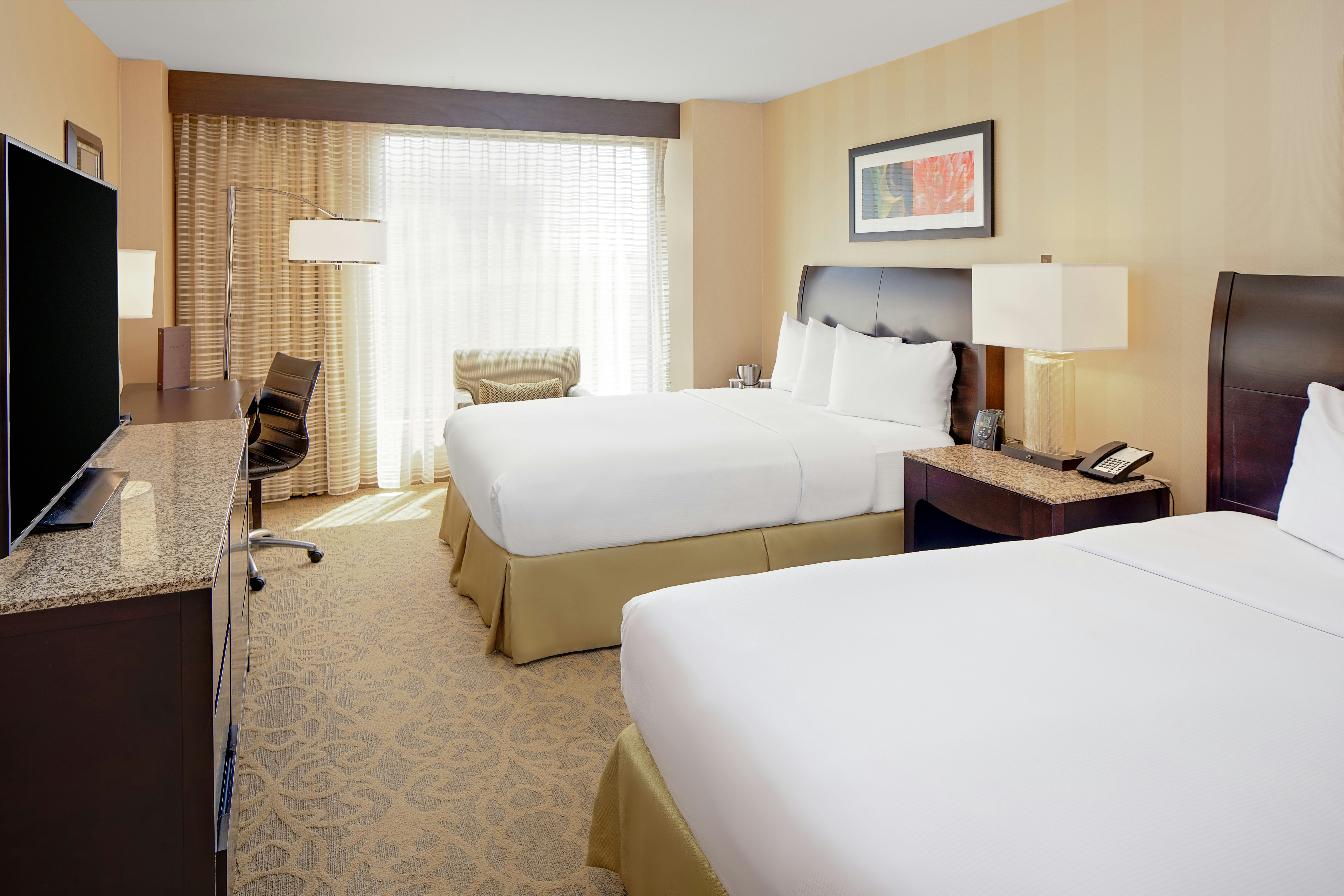 Hotel Zessa Orange County Airport, a DoubleTree by Hilton 14/59