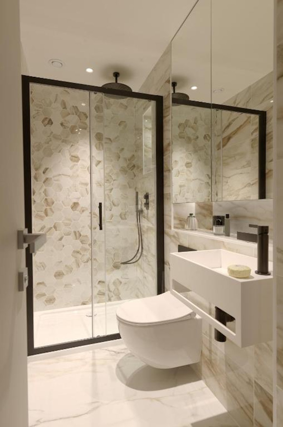 South Kensington Studios by D'Montrio 30/34