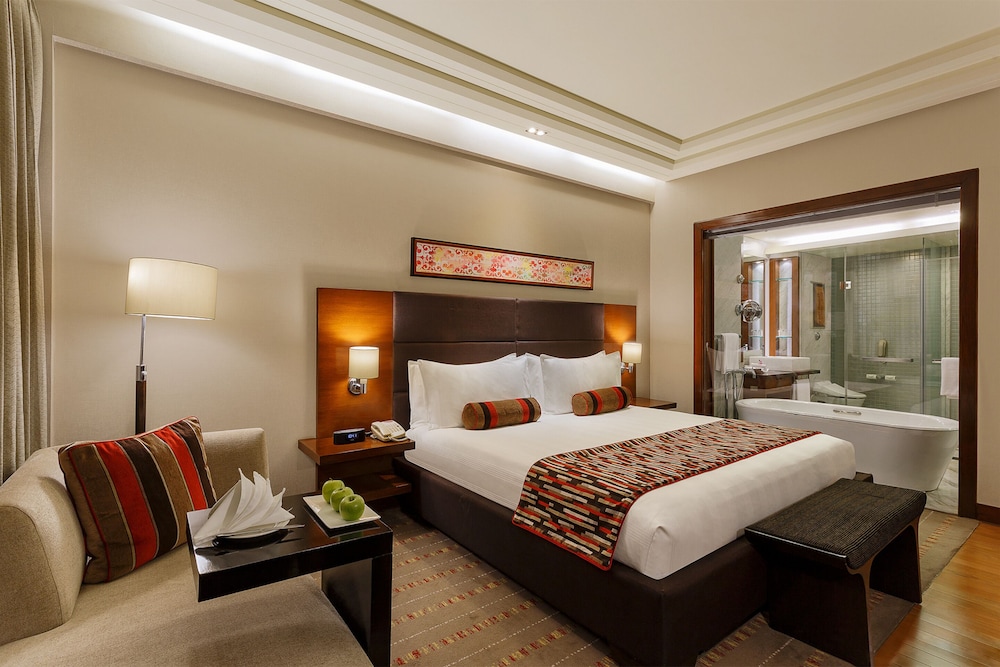 Crowne Plaza Gurgaon 14/82