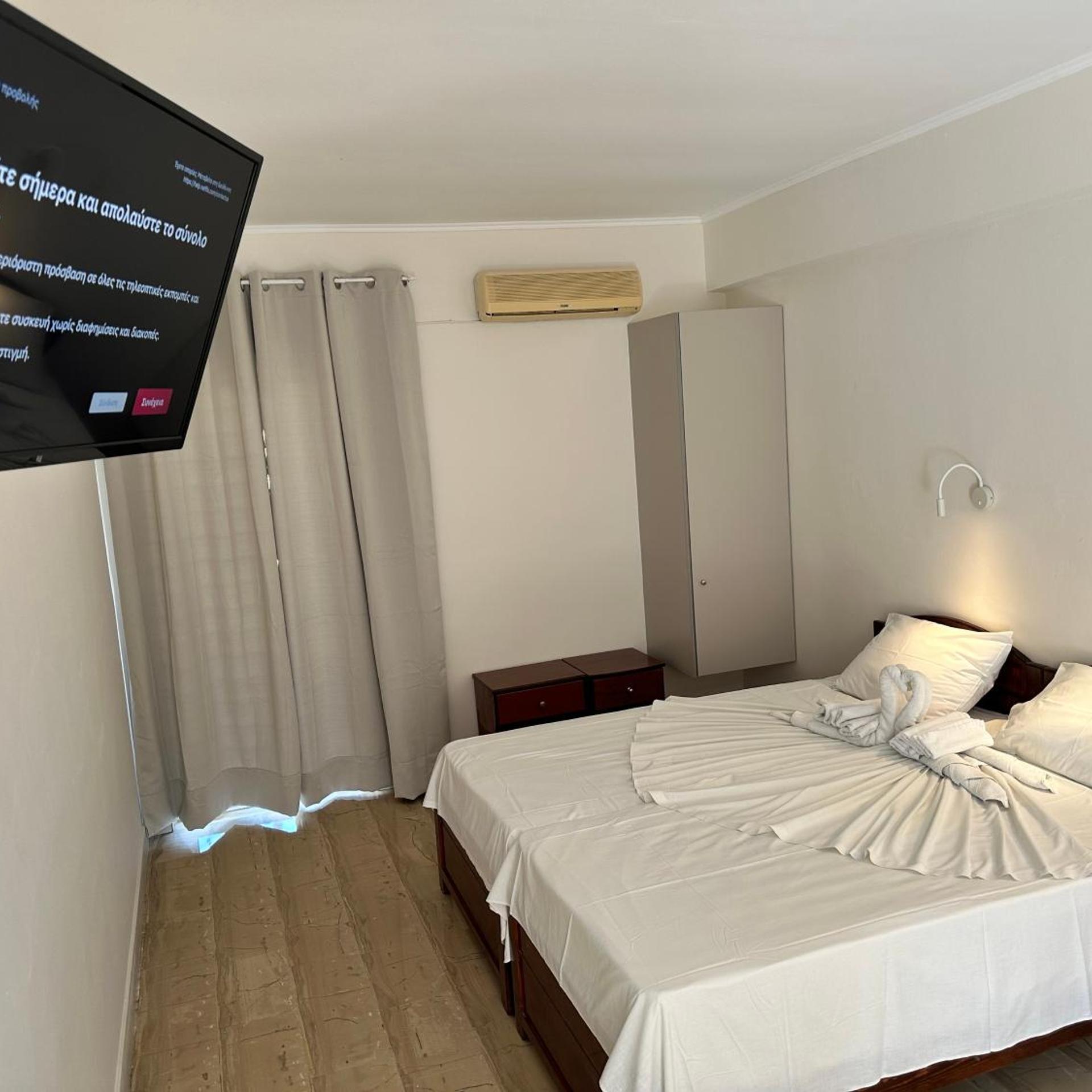 Aggelos Family Hotel 12/56