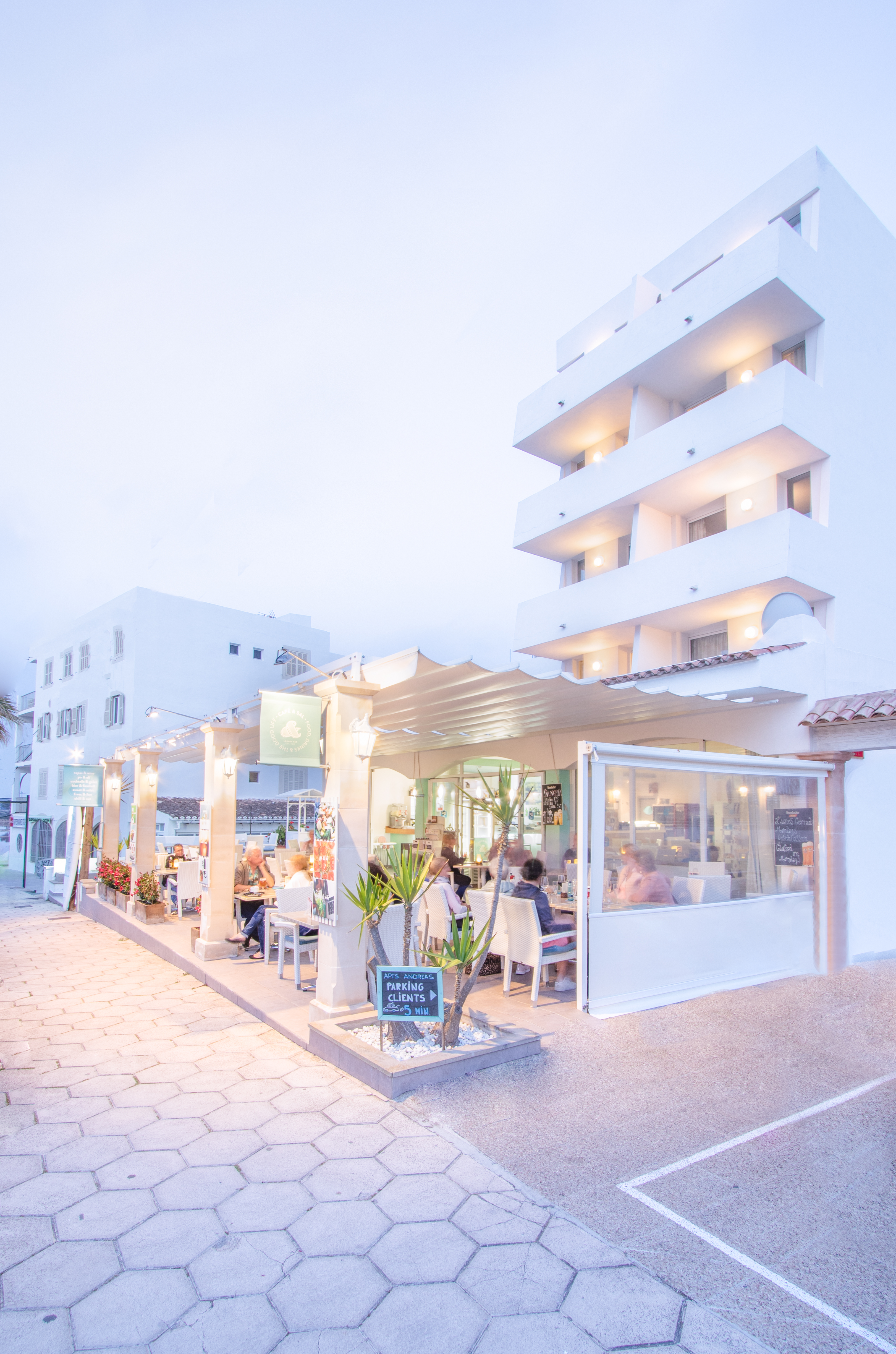 APARTAMENTS ANDREAS 7/50