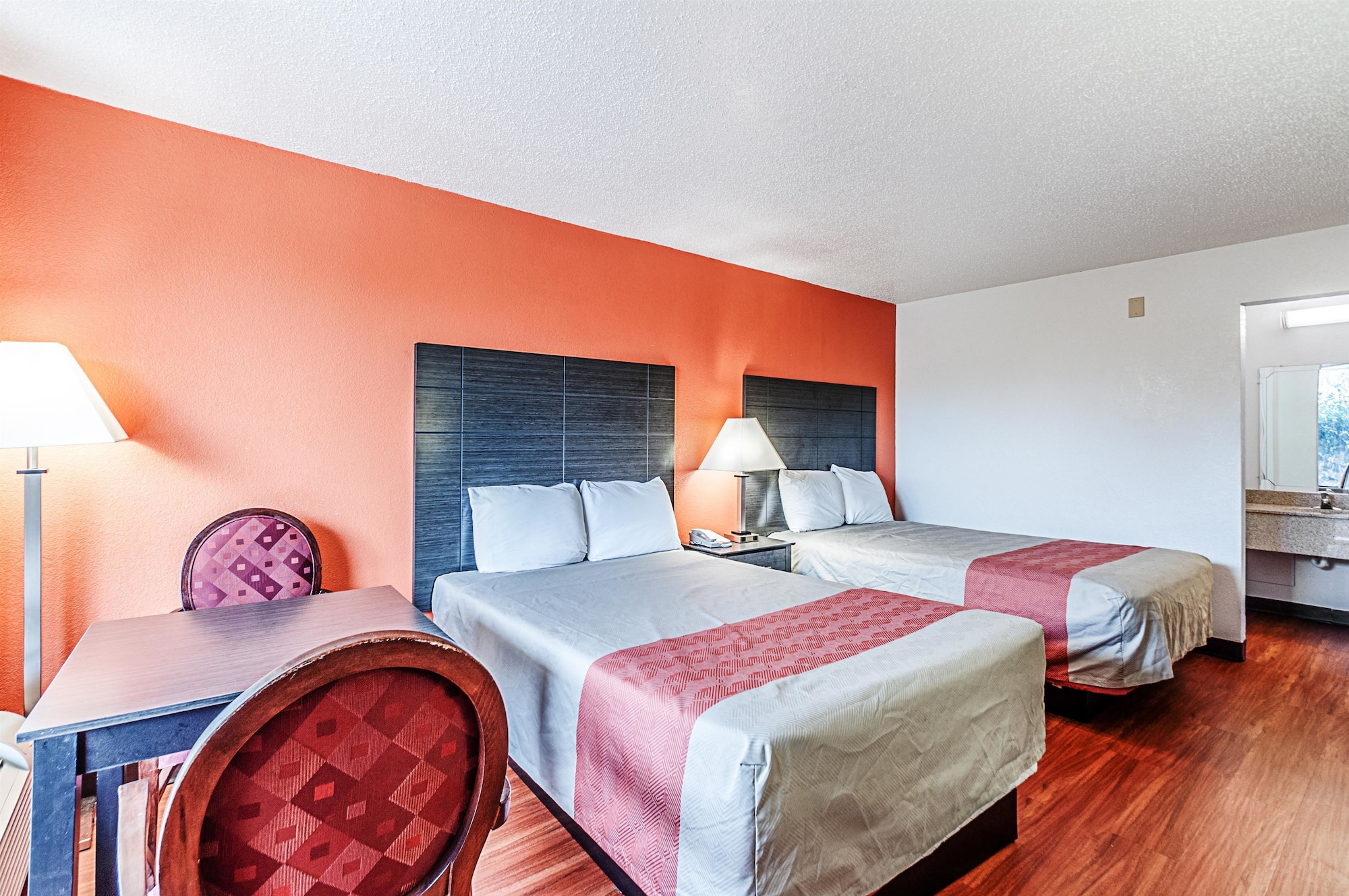 غرفة ديلوكس بسريرين مزدوجين، Motel6 Dumfries, VA 2/5