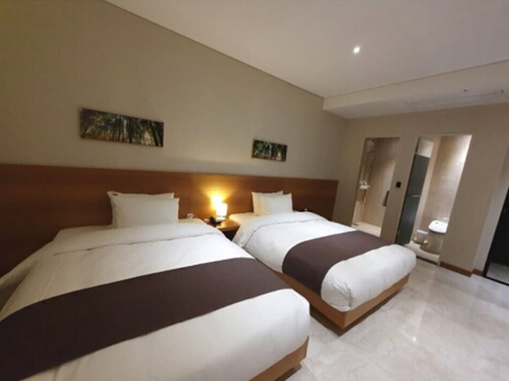 Benikea Yangsan Hotel 11/49
