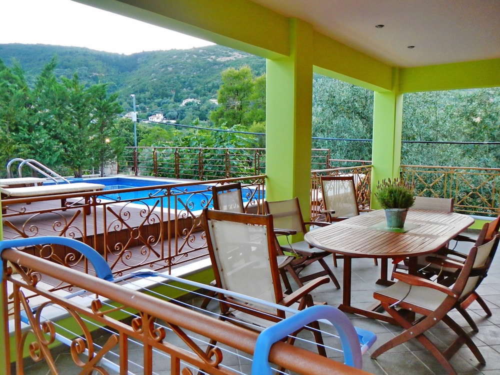 Prestige Villas 38/50