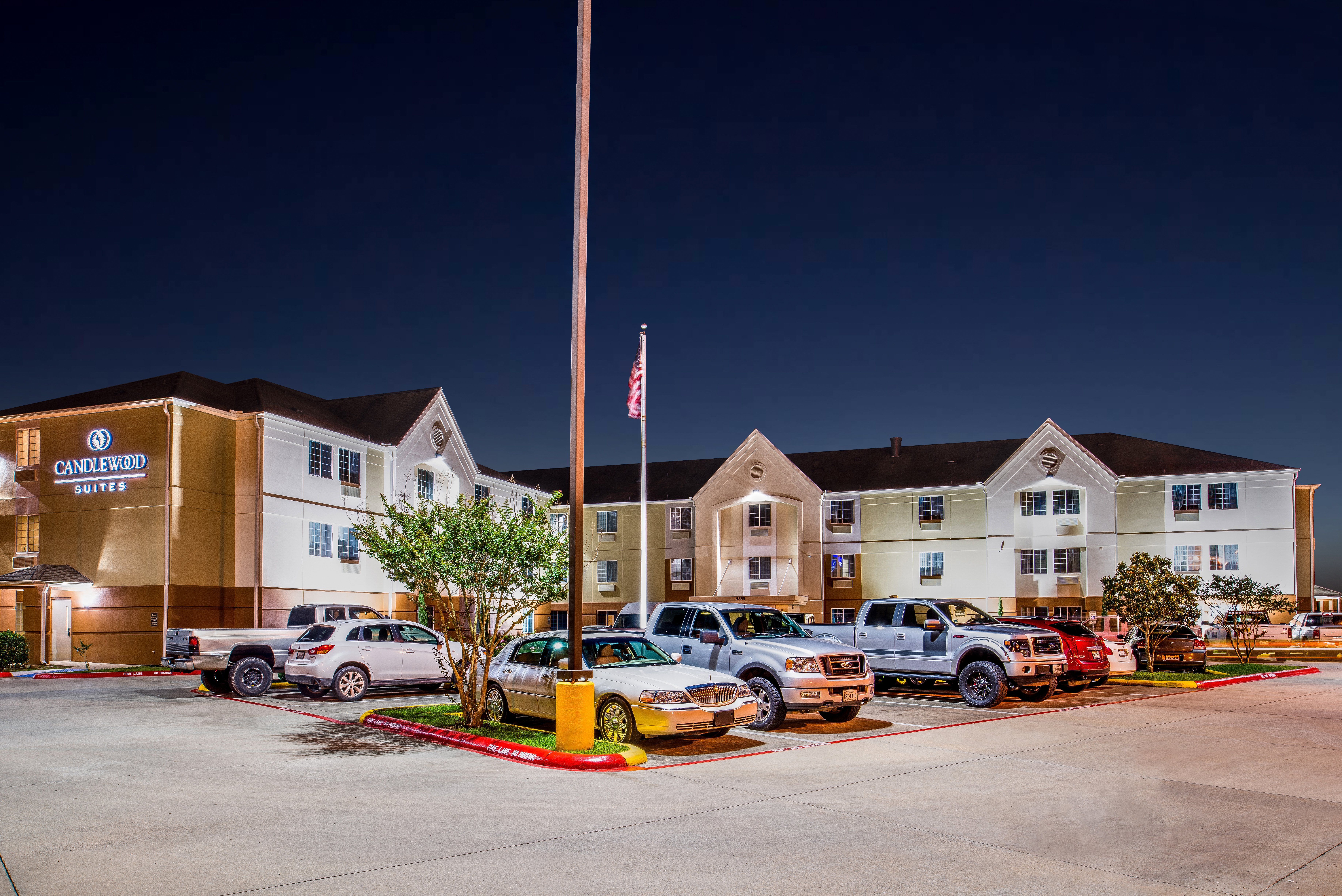 CANDLEWOOD SUITES BEAUMONT 25/29
